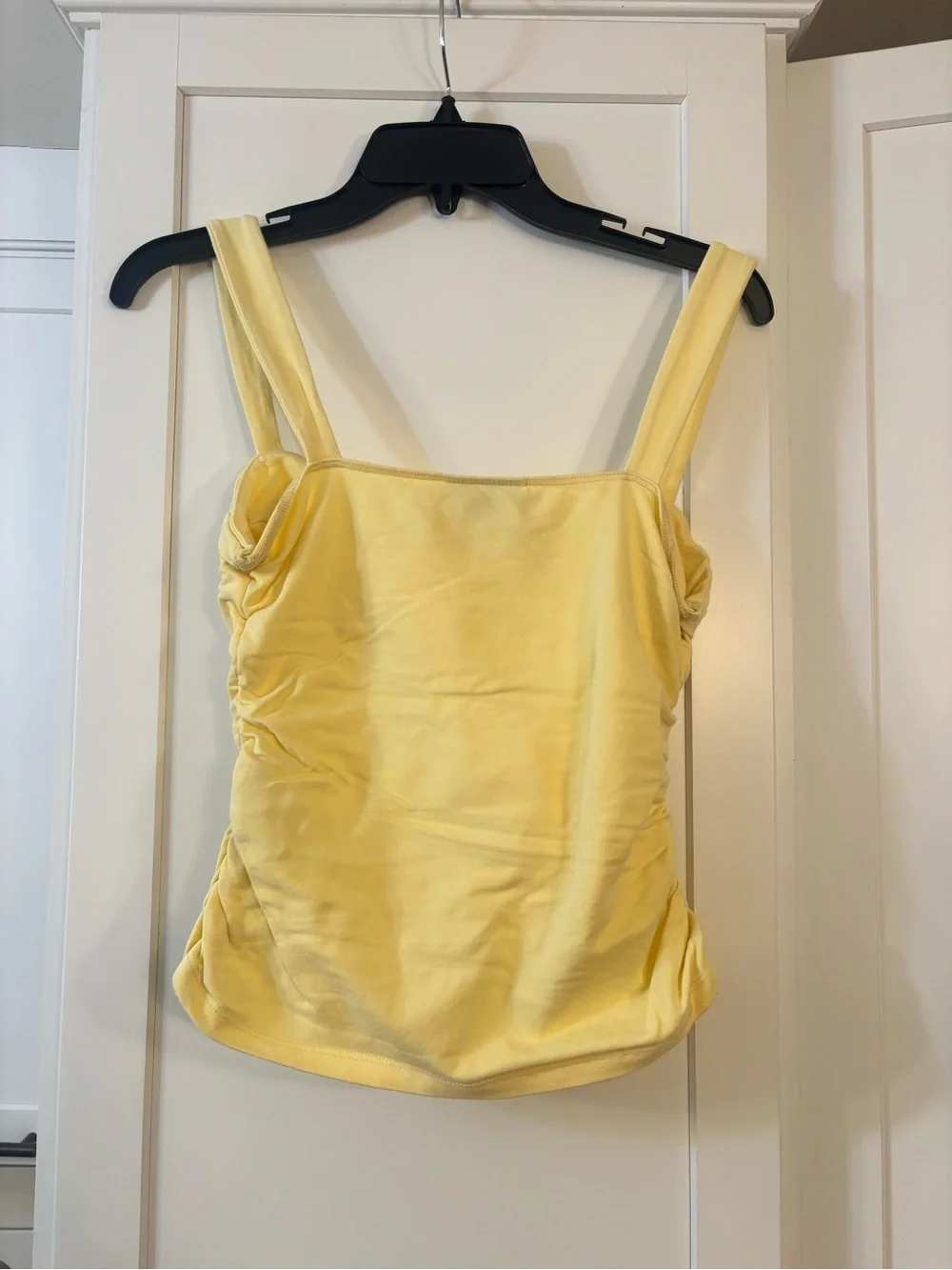 new Reformation Trish layered sweetheart neckline knit tank top in Pineapple - Picture 6 of 11